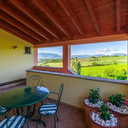 Scappo In Umbria, Mevania *