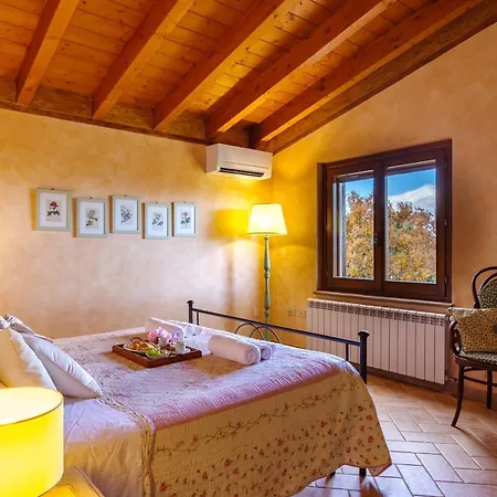 Scappo In Umbria, Mevania